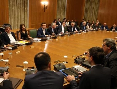 Το παρασκήνιο και η επόμενη ημέρα του ανασχηματισμού «σαλάτα» - Τα προβλήματα που δημιουργούνται